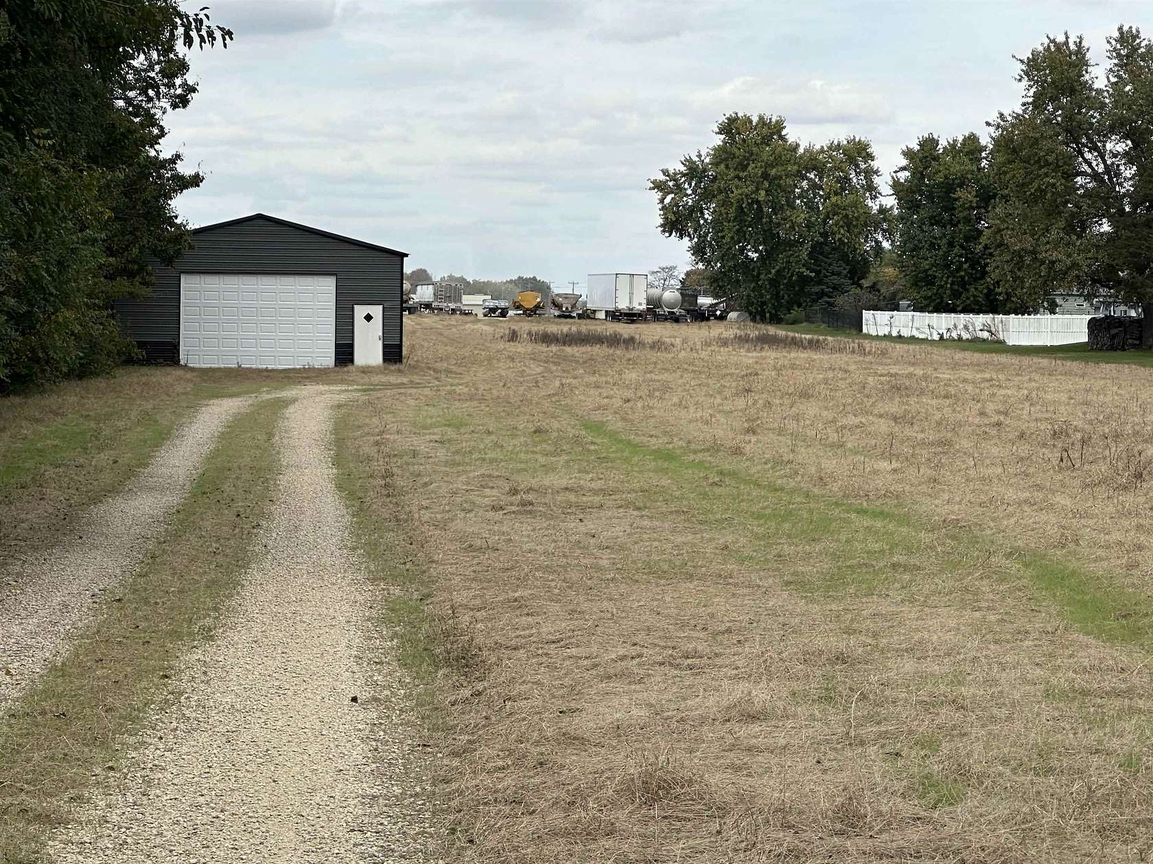 5 Acres of Land for Sale in Thomson, Illinois