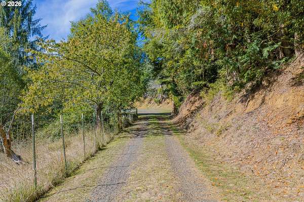 14.8 Acres of Land with Home for Sale in Coquille, Oregon