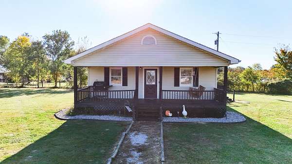 2 Acres of Land with Home for Sale in Crab Orchard, Kentucky