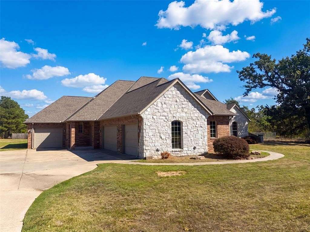 5.37 Acres of Land with Home for Sale in Choctaw, Oklahoma