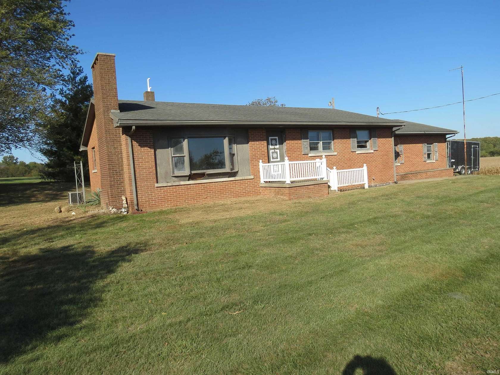 16.3 Acres of Land with Home for Sale in Oakland City, Indiana
