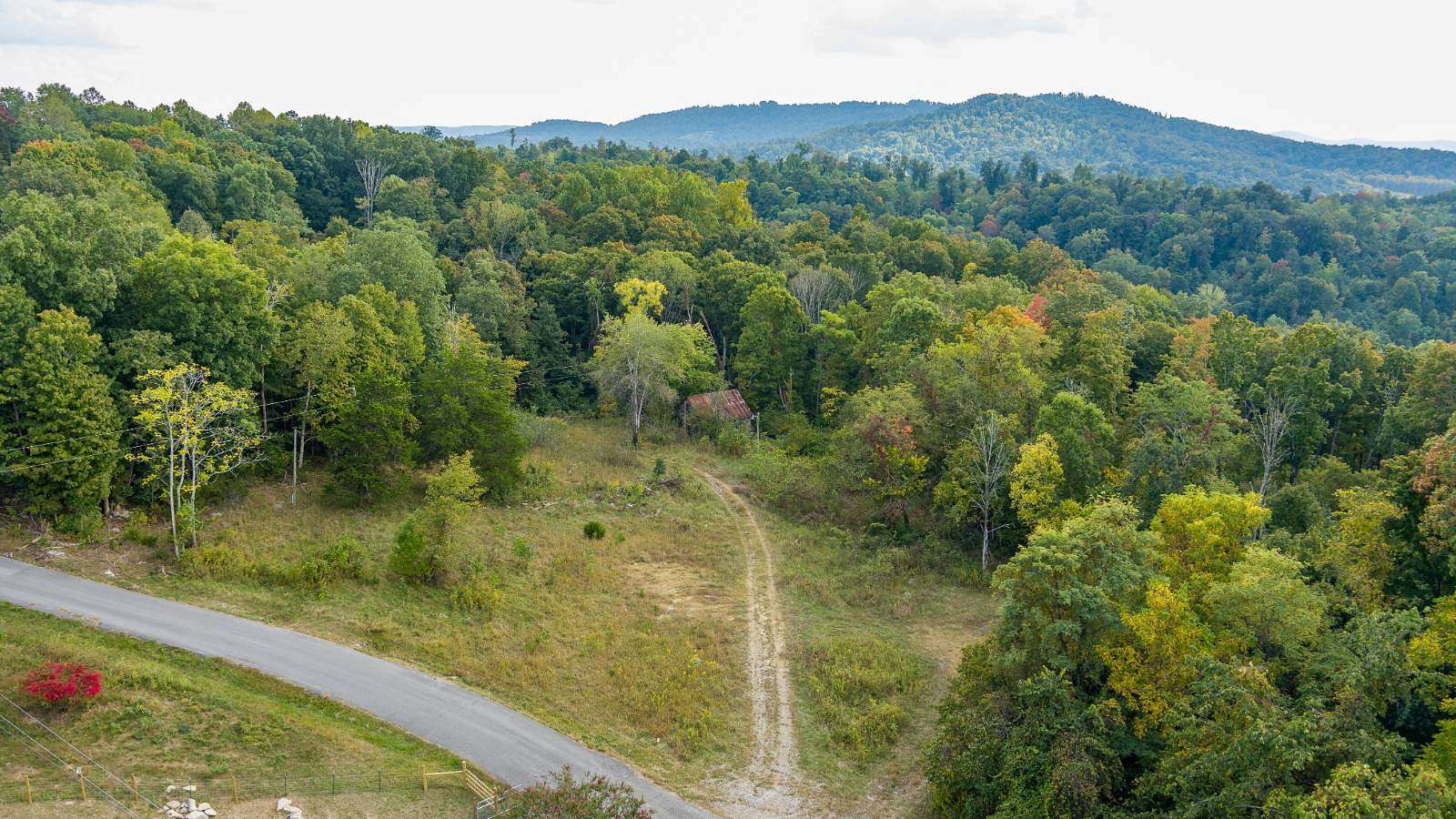 16 Acres of Recreational & Residential Land for Sale in Albany, Kentucky