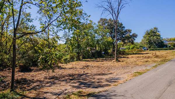 0.33 Acres of Residential Land for Sale in Madison, Tennessee
