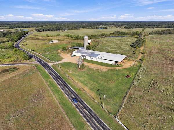 258 Acres of Land for Sale in Paris, Texas