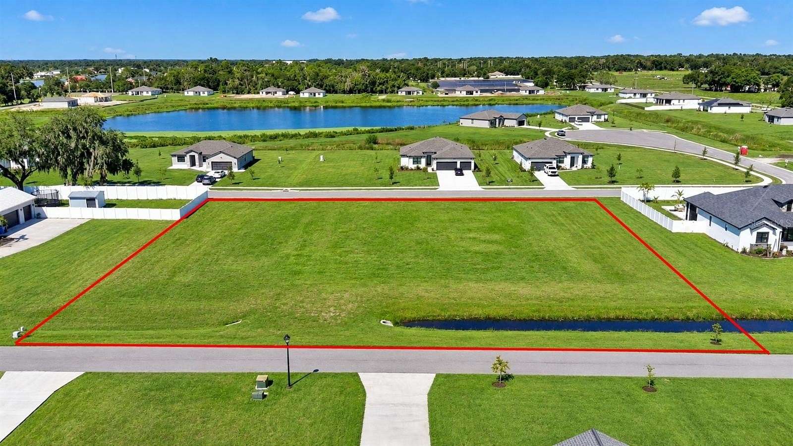 1 Acre of Residential Land for Sale in Dover, Florida