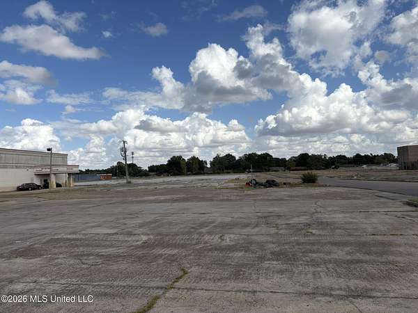 0.72 Acres of Commercial Land for Lease in Greenville, Mississippi