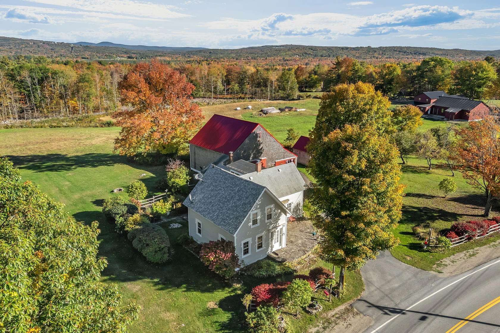 2 Acres of Improved Mixed-Use Land for Sale in Washington, Maine