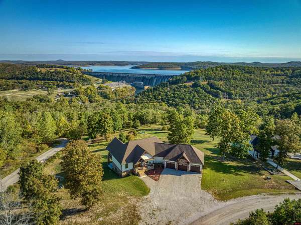 33 Acres of Recreational Land with Home for Sale in Jordan, Arkansas