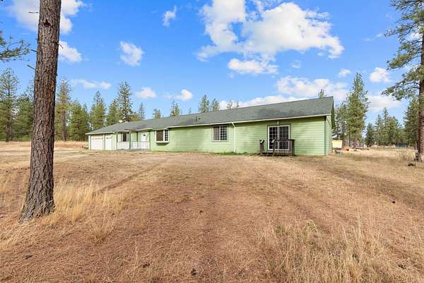 10 Acres of Land with Home for Sale in Cheney, Washington