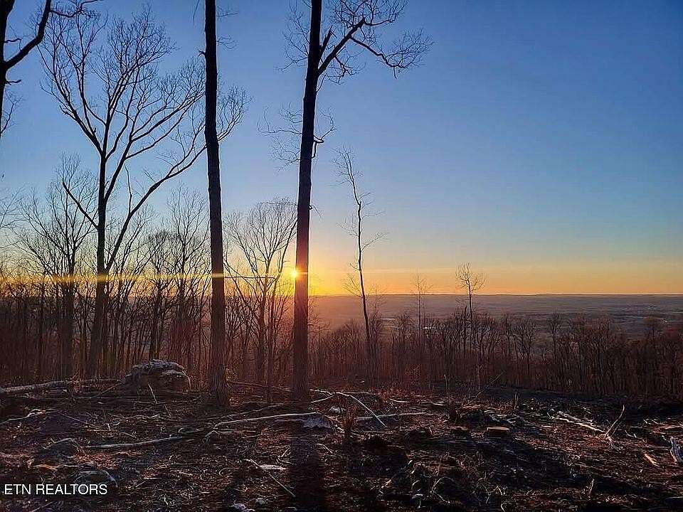 62 Acres of Land for Sale in Crossville, Tennessee