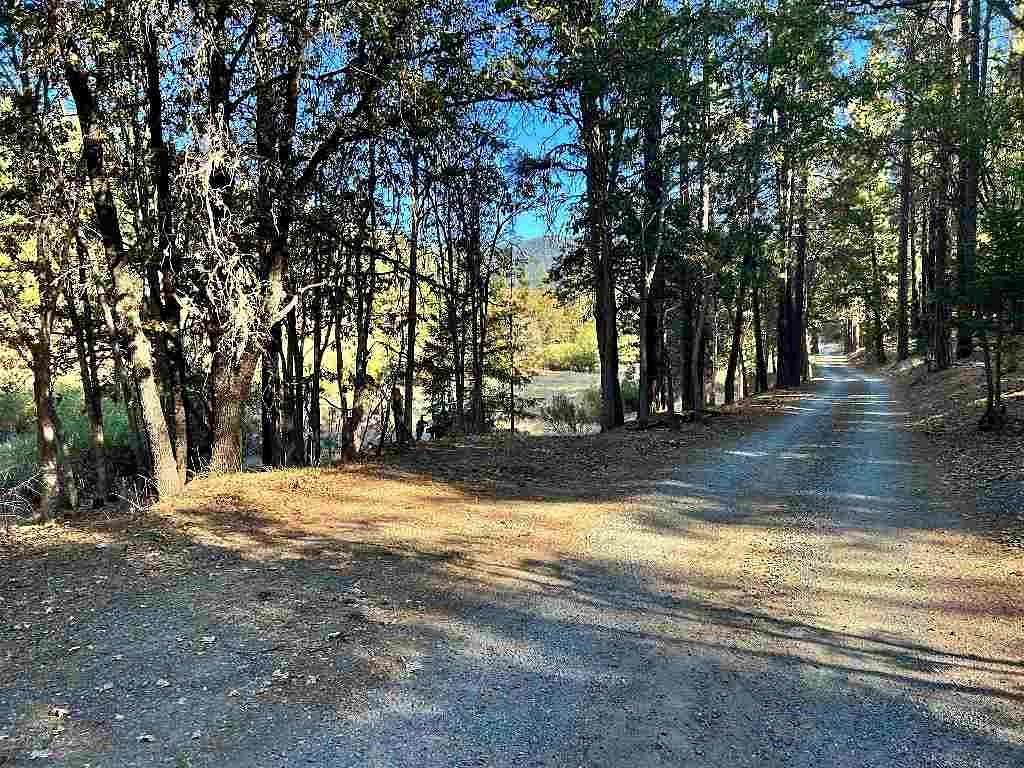 15 Acres of Land for Sale in Fort Jones, California