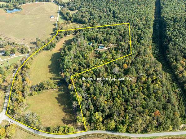 19.9 Acres of Recreational Land with Home for Sale in Elk Horn, Kentucky