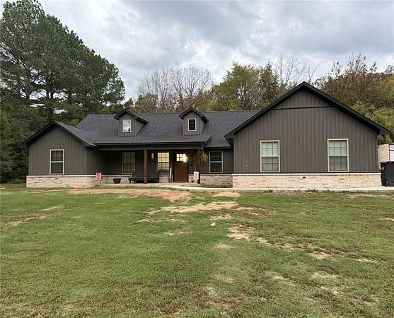 2 Acres of Land with Home for Sale in Hackett, Arkansas