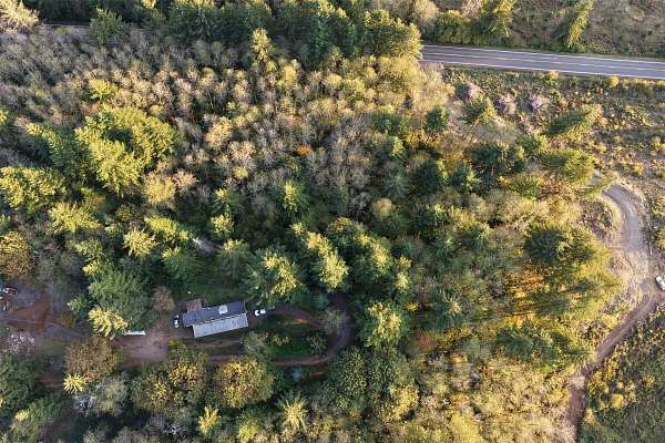5 Acres of Land with Home for Sale in Amboy, Washington