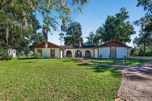 1.73 Acres of Land with Home for Sale in Fernandina Beach, Florida
