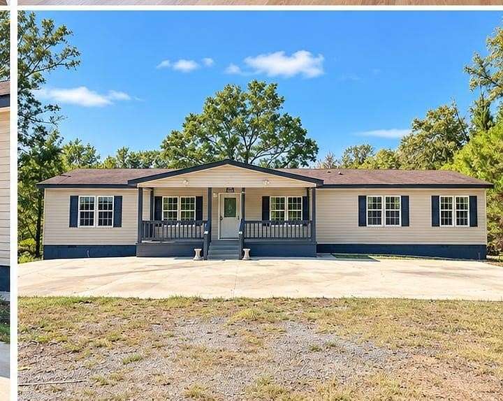 7 Acres of Land with Home for Sale in Macon, Georgia