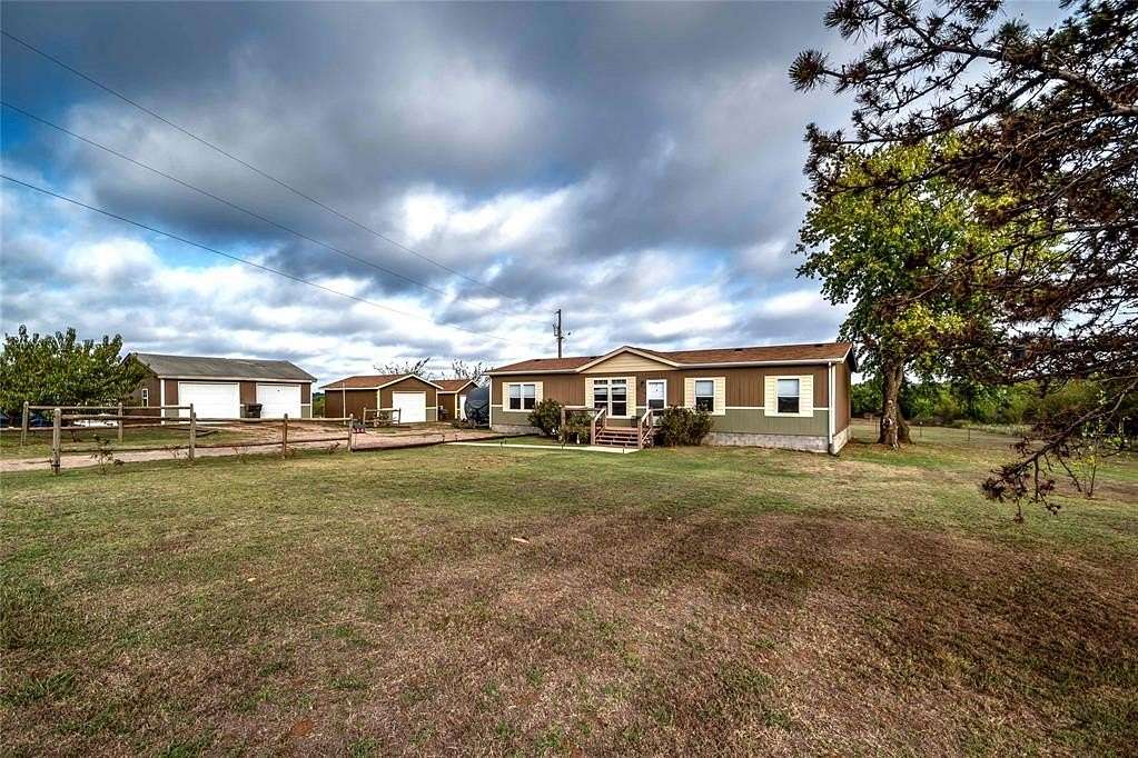 10 Acres of Land with Home for Sale in Stroud, Oklahoma
