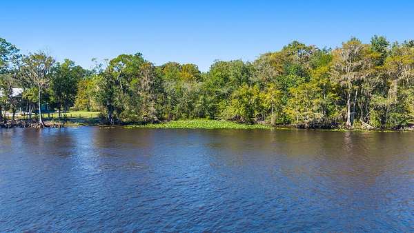 4.35 Acres of Residential Land for Sale in Old Town, Florida