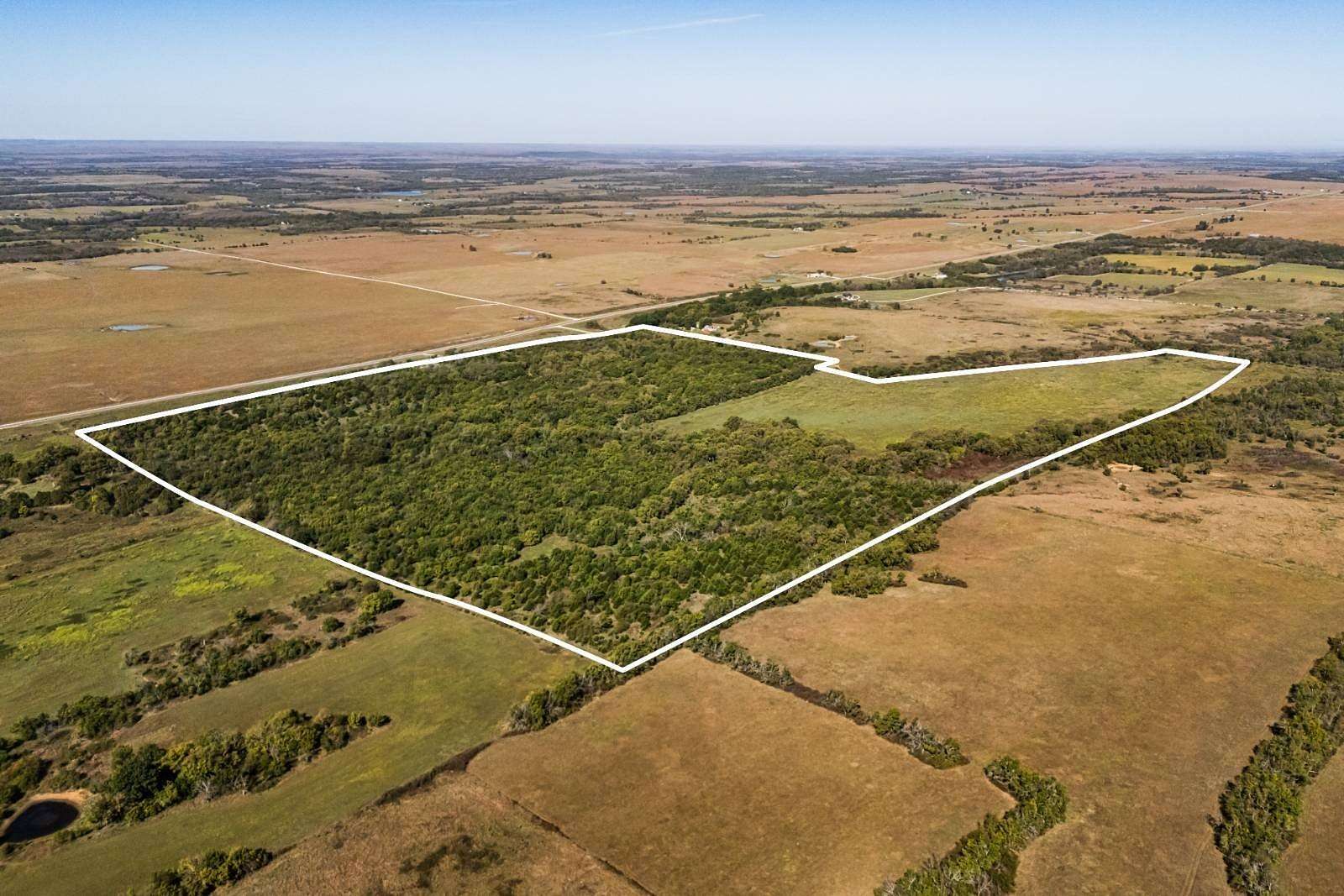 182 Acres of Land with Home for Sale in Howard, Kansas