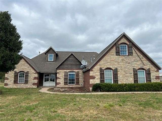 37.7 Acres of Land with Home for Sale in Big Cabin, Oklahoma