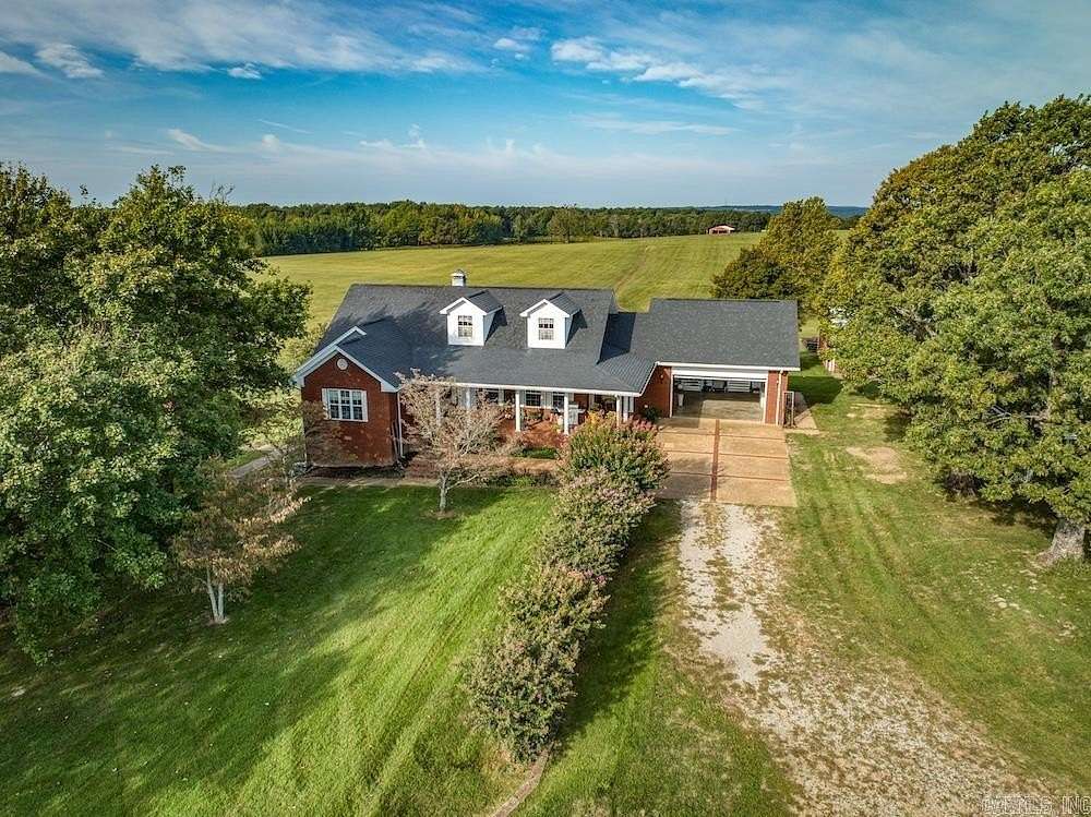 80 Acres of Land with Home for Sale in Marshall, Arkansas