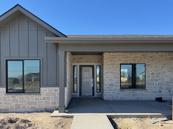 1.85 Acres of Land with Home for Sale in Filer, Idaho