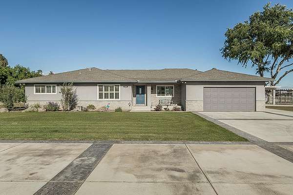 2.83 Acres of Land with Home for Sale in Clovis, California