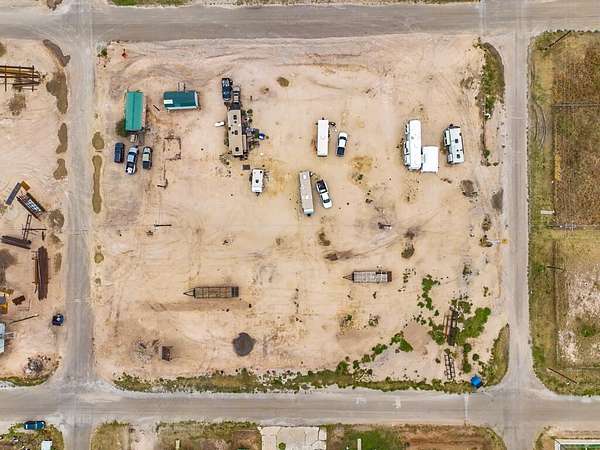1.38 Acres of Improved Mixed-Use Land for Sale in Goldsmith, Texas