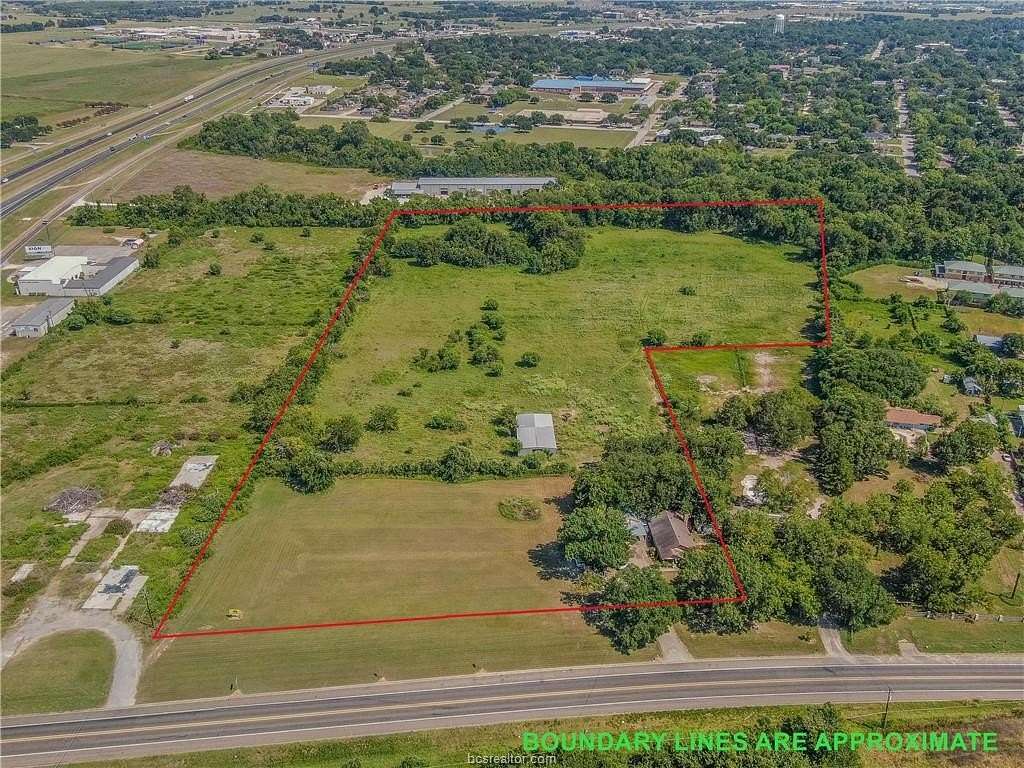 14.8 Acres of Improved Mixed-Use Land for Sale in Navasota, Texas