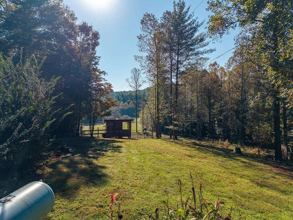 4 Acres of Land with Home for Sale in Epworth, Georgia