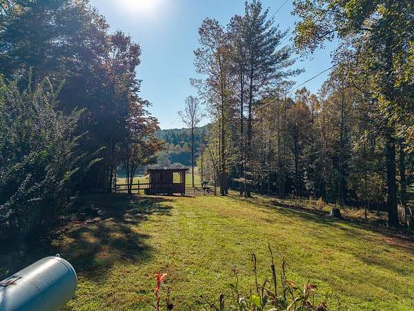 4 Acres of Land with Home for Sale in Epworth, Georgia