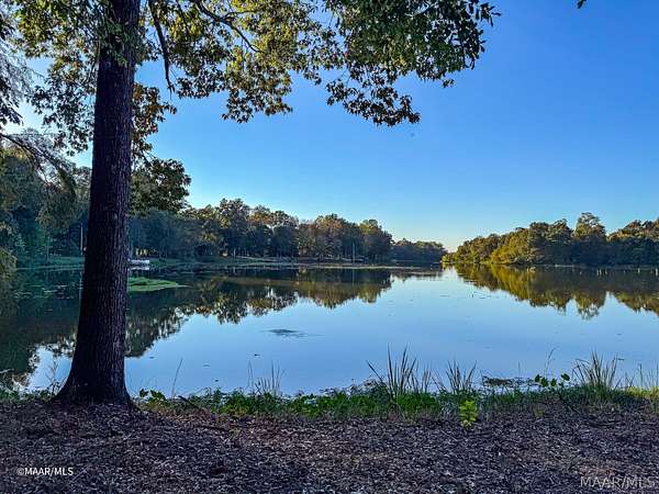 1.1 Acres of Residential Land for Sale in Akron, Alabama