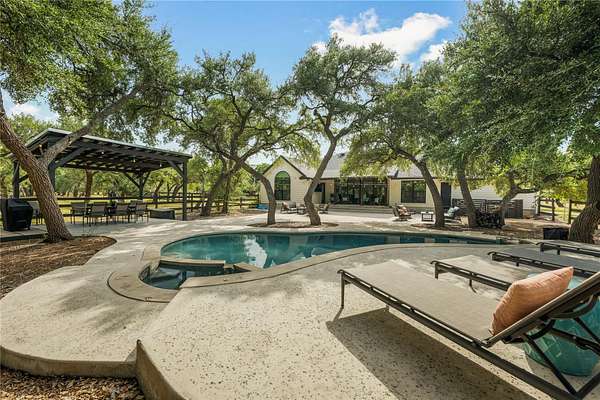 5.1 Acres of Land with Home for Sale in Austin, Texas