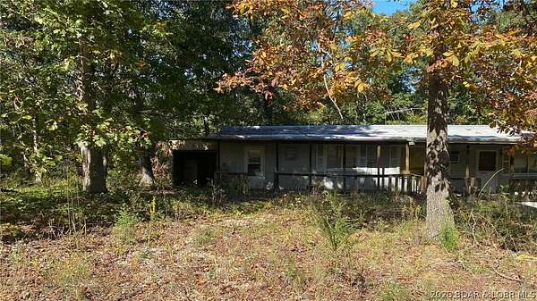 10 Acres of Recreational & Residential Land for Sale in Versailles, Missouri