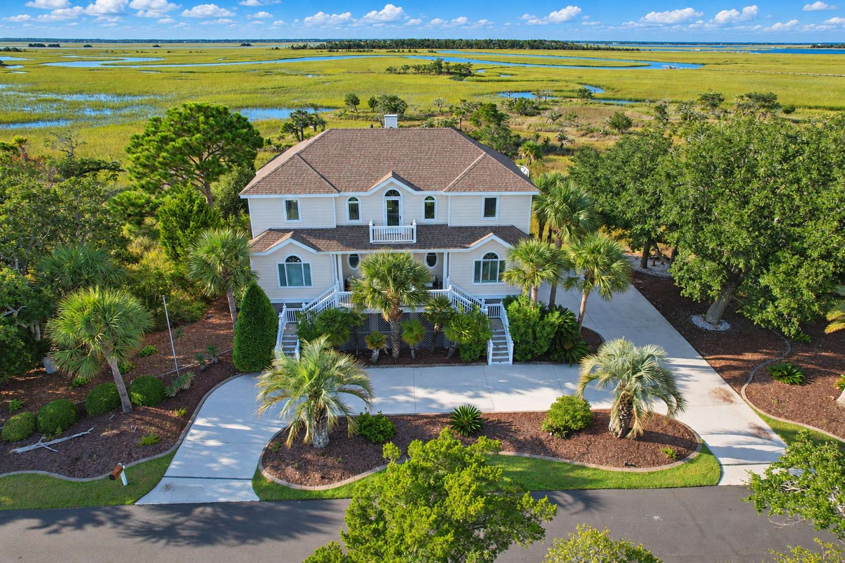 3.2 Acres of Land with Home for Sale in Isle of Palms, South Carolina