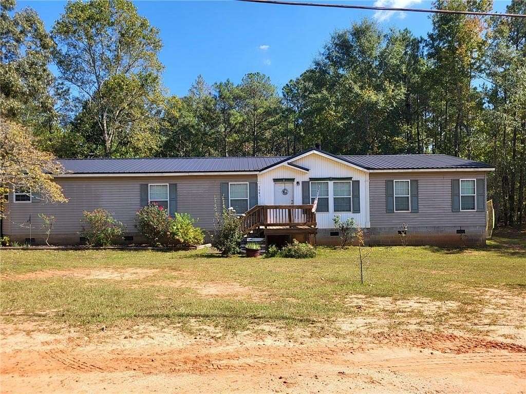3.2 Acres of Land with Home for Sale in Valley, Alabama