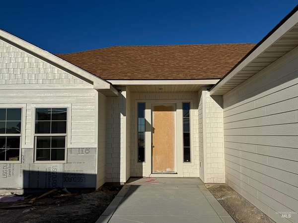 1.63 Acres of Land with Home for Sale in Filer, Idaho