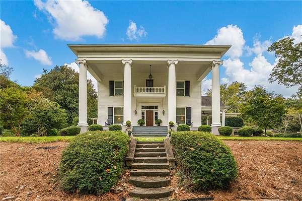 3.78 Acres of Land with Home for Sale in Roanoke, Alabama