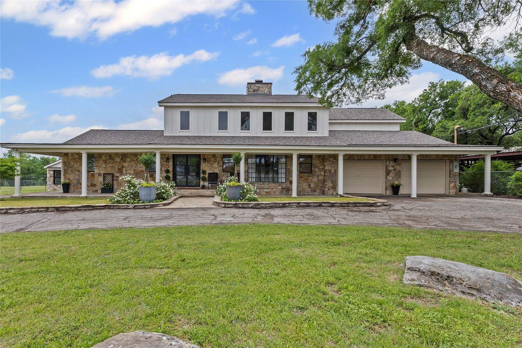 3 Acres of Land with Home for Sale in Lakeside, Texas