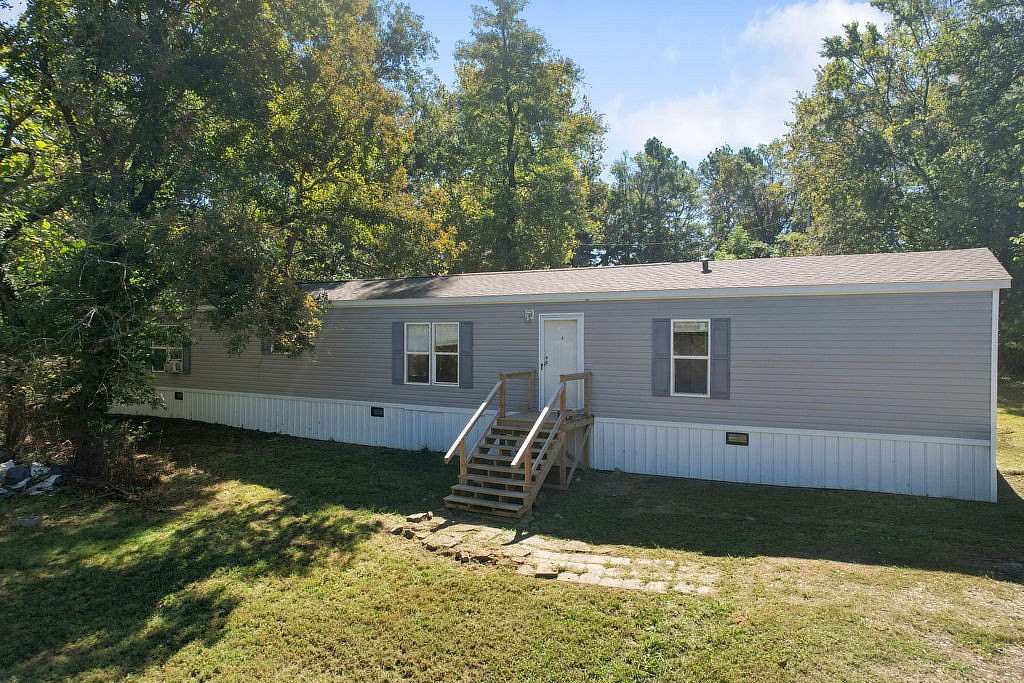 11.5 Acres of Land with Home for Sale in Goshen, Arkansas