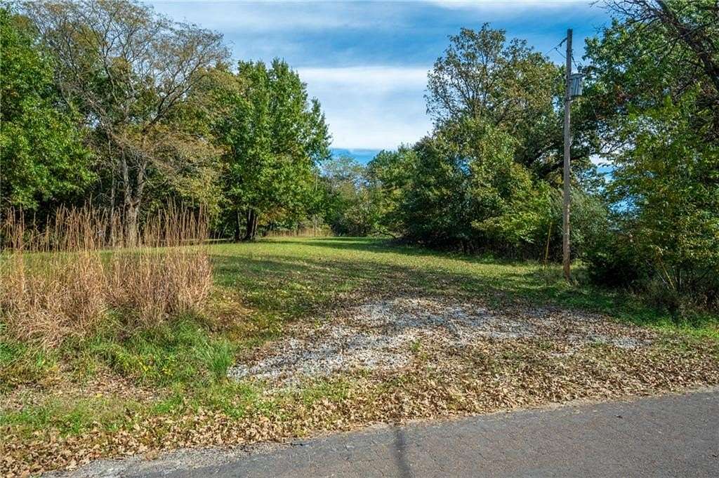 0.44 Acres of Land for Sale in Gallatin, Missouri