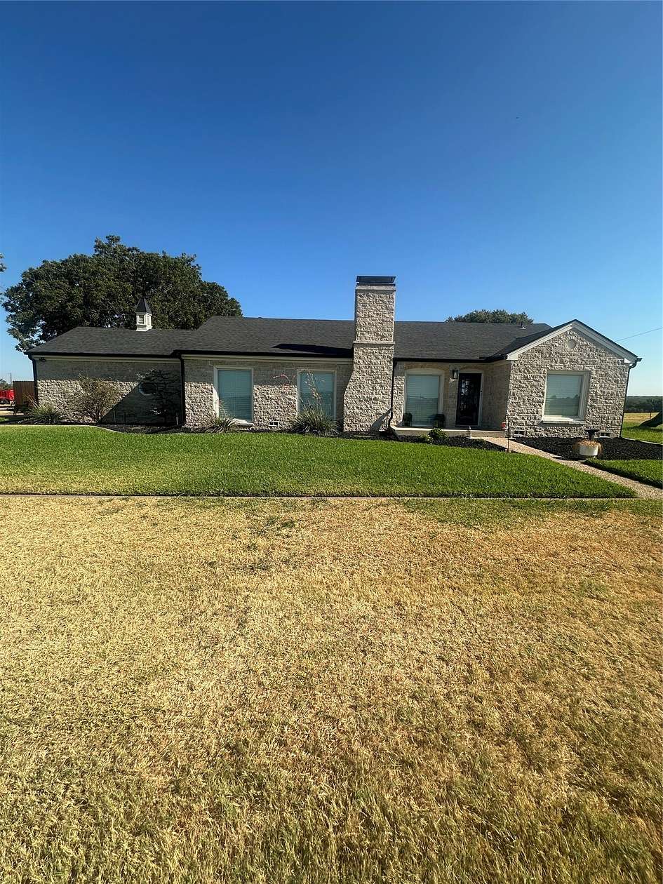 62.8 Acres of Agricultural Land with Home for Sale in Bowie, Texas