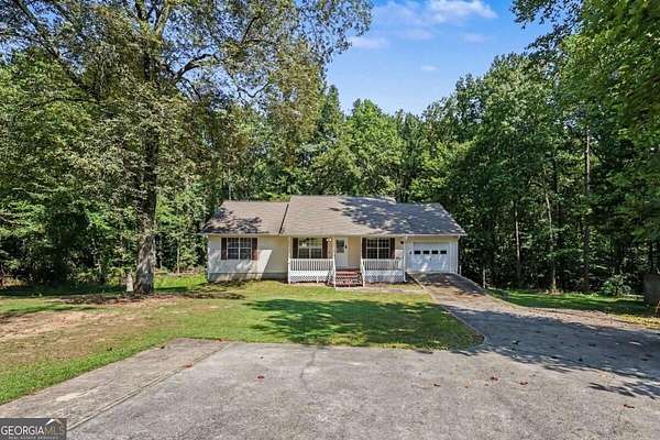6.4 Acres of Land with Home for Sale in Winston, Georgia