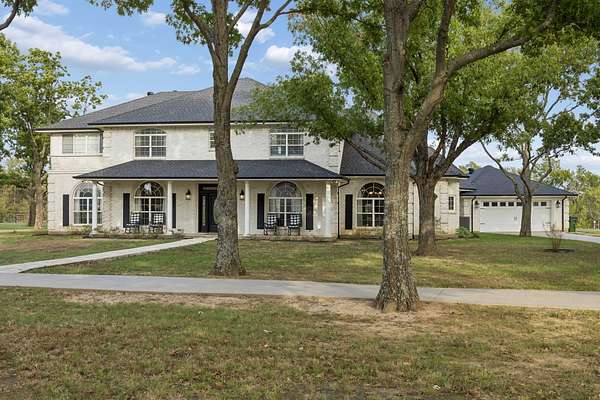 1.6 Acres of Land with Home for Sale in Collinsville, Texas