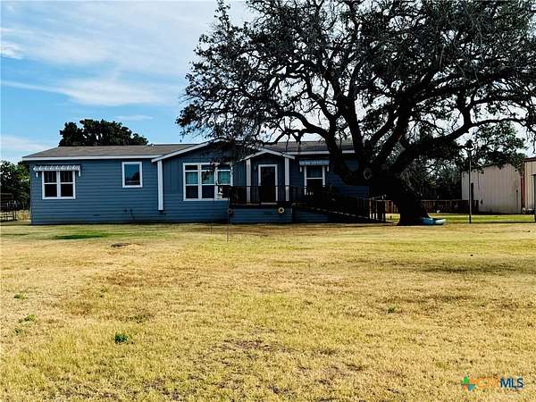 51.3 Acres of Land with Home for Sale in Gatesville, Texas