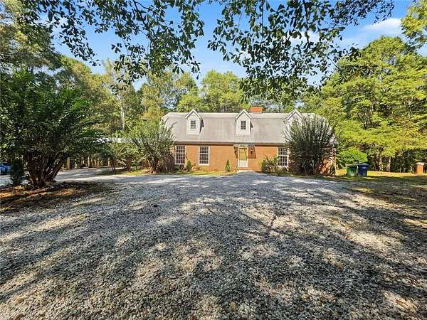 13 Acres of Land with Home for Sale in Winder, Georgia