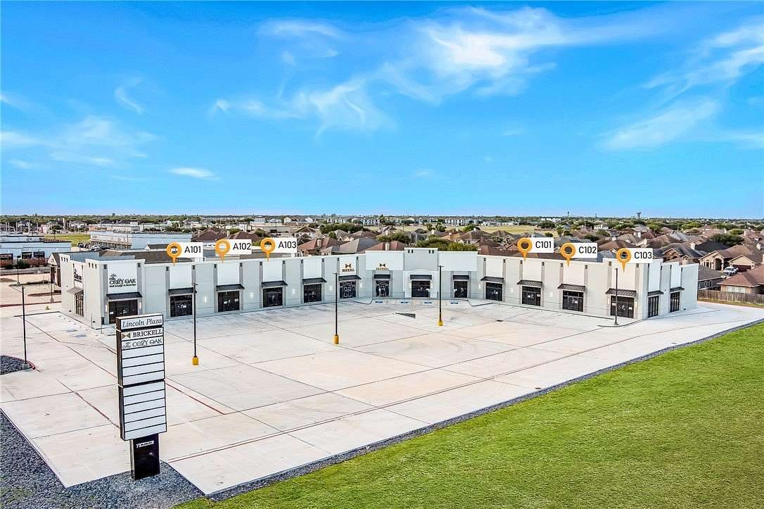 2.37 Acres of Improved Commercial Land for Lease in Corpus Christi, Texas