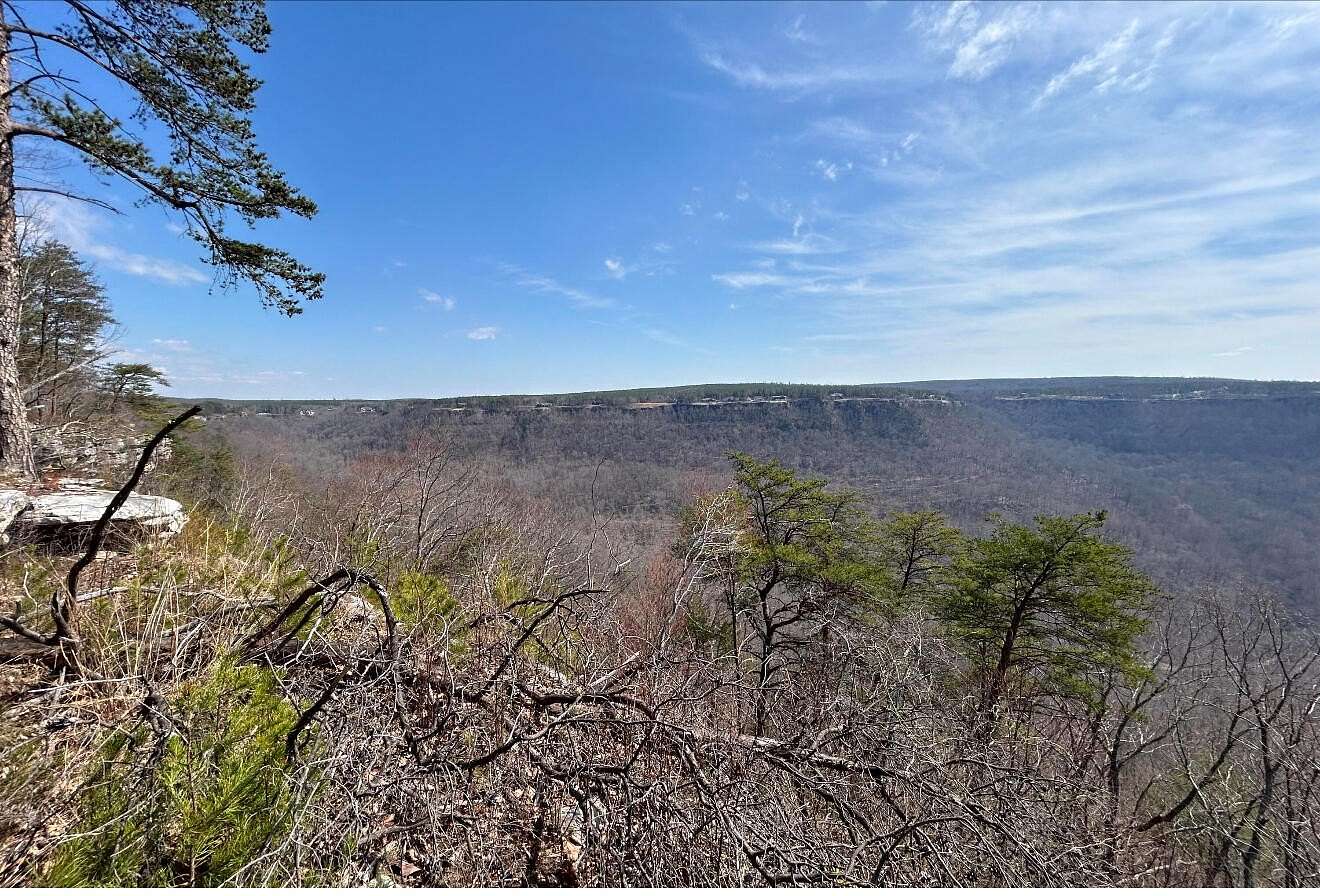1.38 Acres of Residential Land for Sale in Jasper, Tennessee