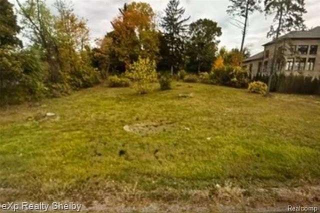 0.53 Acres of Residential Land for Sale in Bloomfield Township, Michigan