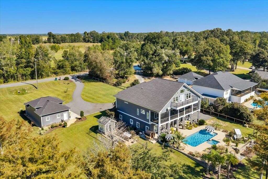 3.3 Acres of Land with Home for Sale in Cordele, Georgia